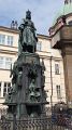 17_Praga_16_pomnik_Karola